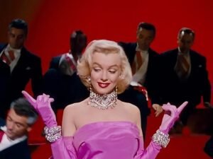 Marilyn Monroe Beautiful Biography Photo